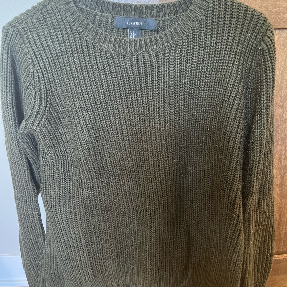 Forever 21  Women’s Olive Sweater